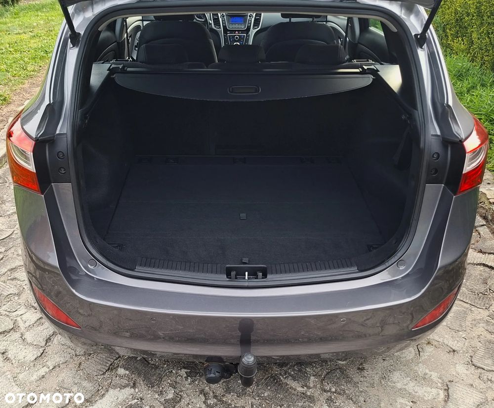 Hyundai i30 i30cw 1.4 Fifa World Cup Edition - 12