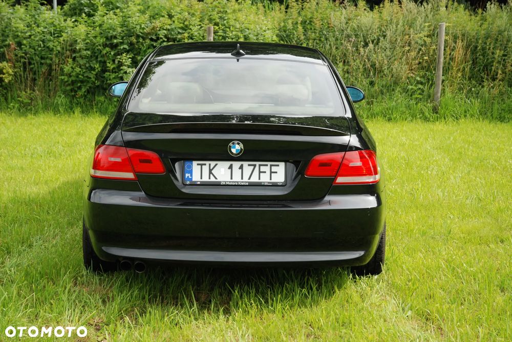 BMW Seria 3 325xi - 9