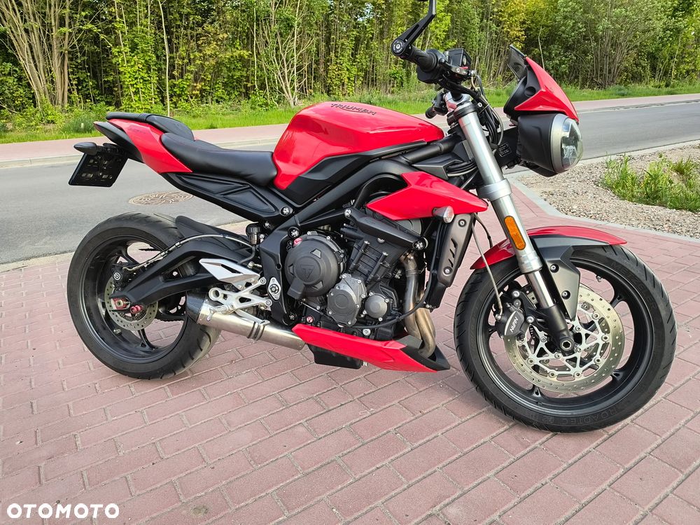 Triumph Street Triple - 1
