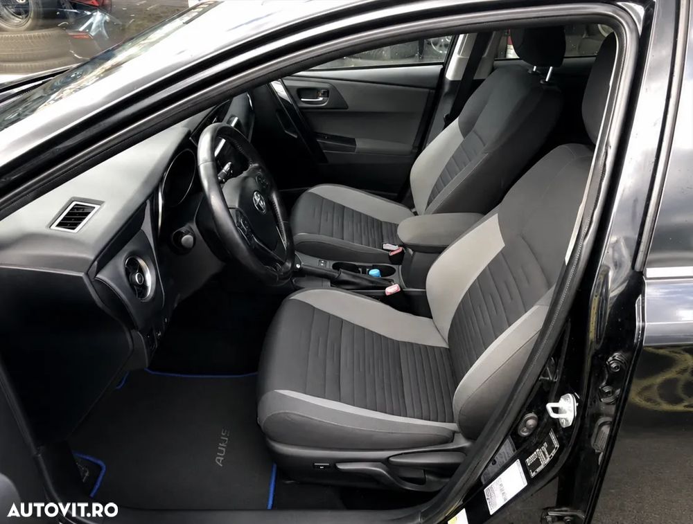 Toyota Auris 1.8 VVT-i Automatik Comfort - 6