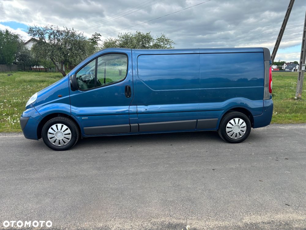 Opel Vivaro - 2