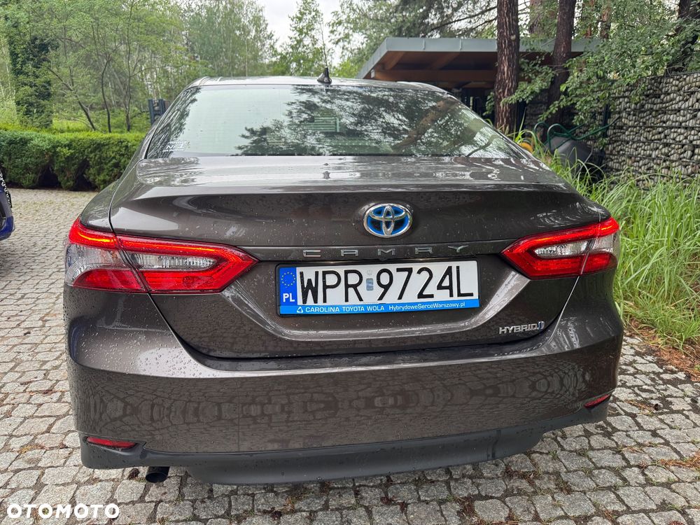 Toyota Camry 2.5 Hybrid Comfort CVT - 3