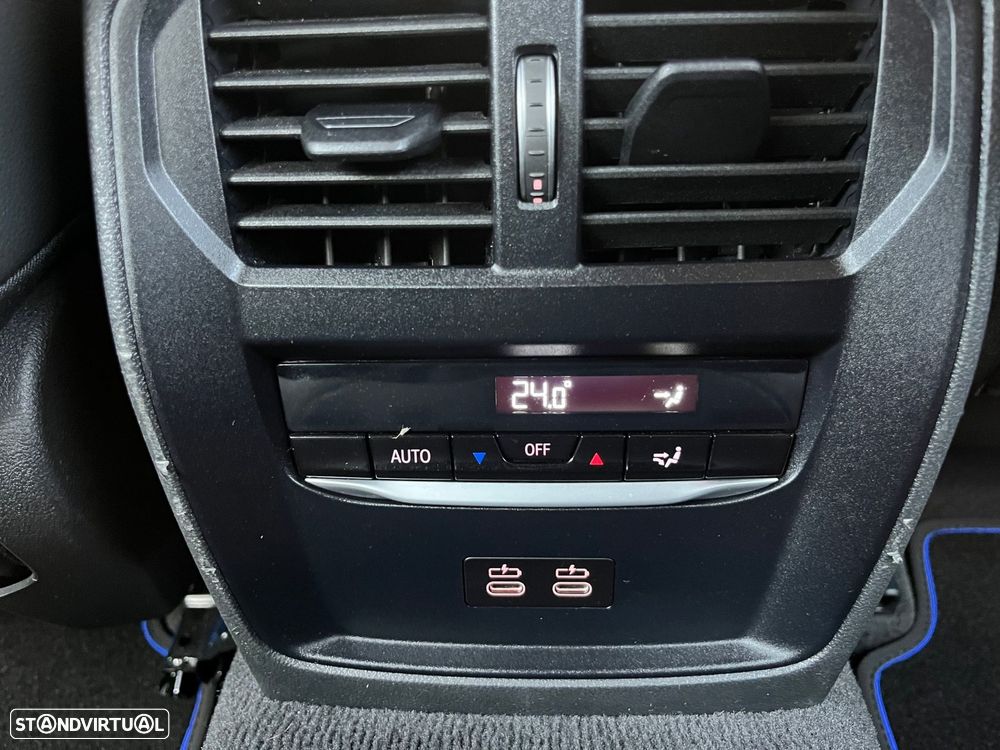 BMW 330 - 52