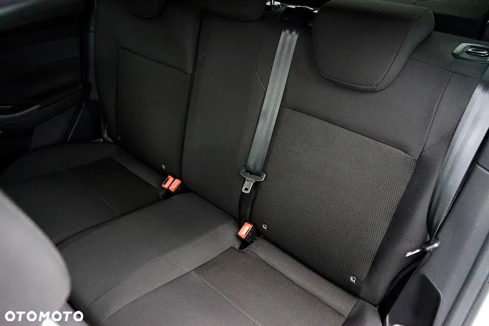 Ford Focus 1.5 TDCi SYNC Edition - 21