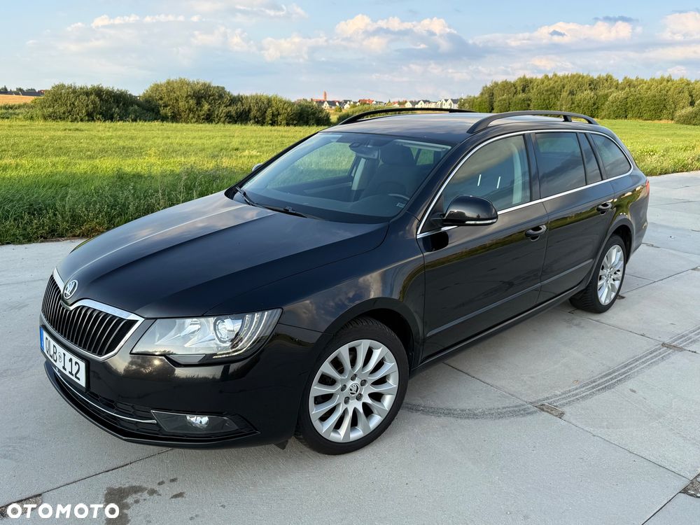 Skoda Superb 2.0 TDI Green tec DSG Elegance - 9