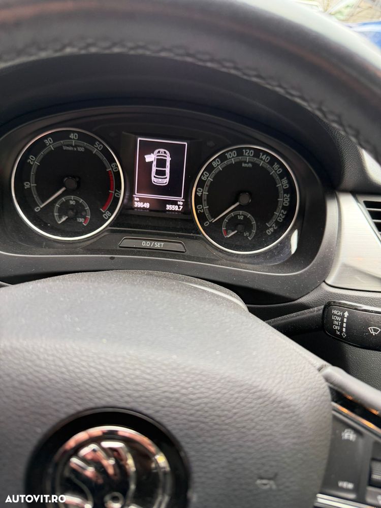 Skoda RAPID 1.0 TSI Style - 7