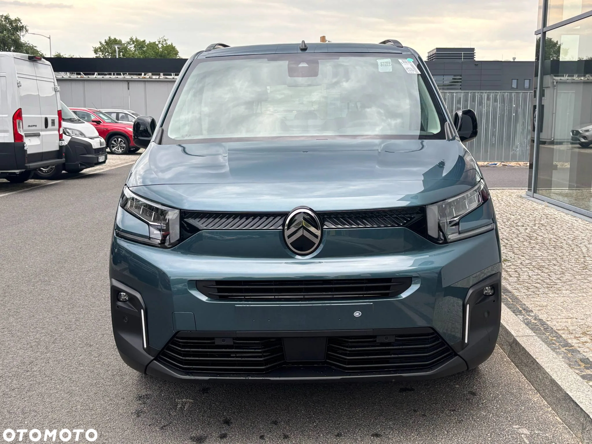 Citroën Berlingo XL 1.5 BlueHDI Max S&S EAT8 - 2