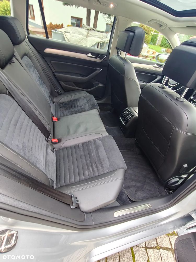 Volkswagen Passat Variant 2.0 TDI BMT 4Mot Highline DSG - 13
