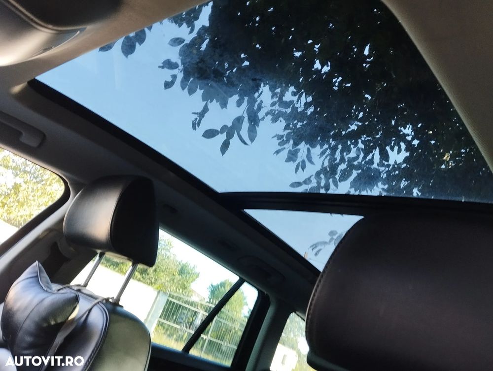 Skoda Superb Combi 2.0 TDI Elegance DSG - 20