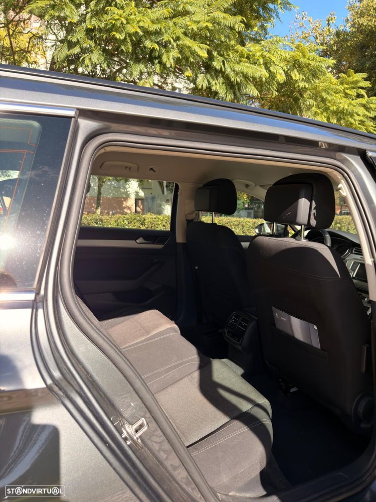 VW Passat - 5