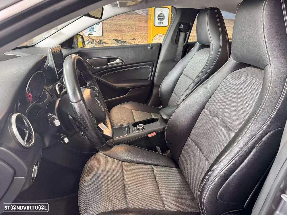 Mercedes-Benz CLA 180 d 7G-DCT Peak Edition - 18