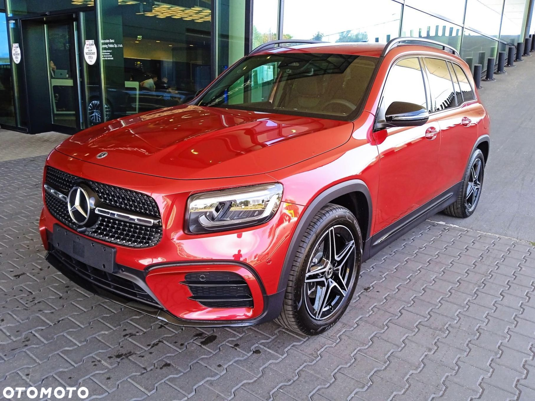 Mercedes-Benz GLB - 2