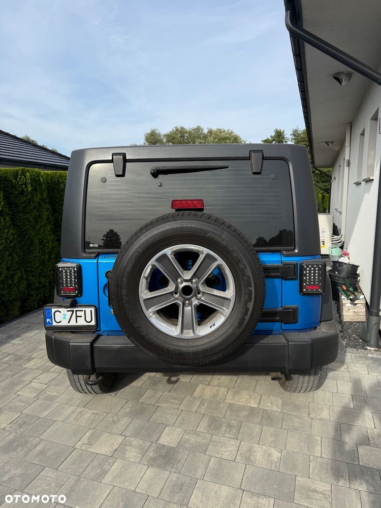 Jeep Wrangler - 4