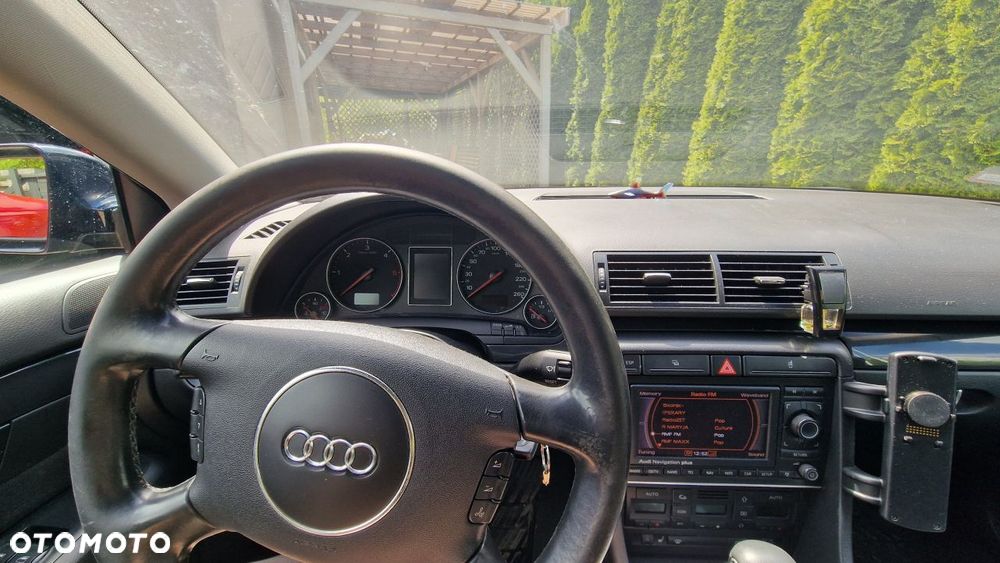 Audi A4 Avant - 9