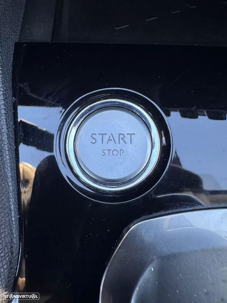 Peugeot 3008 THP 165 EAT6 Stop & Start Allure - 42