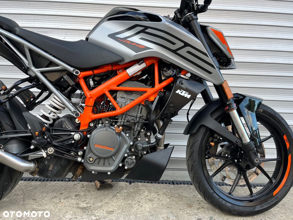 KTM Duke - 19