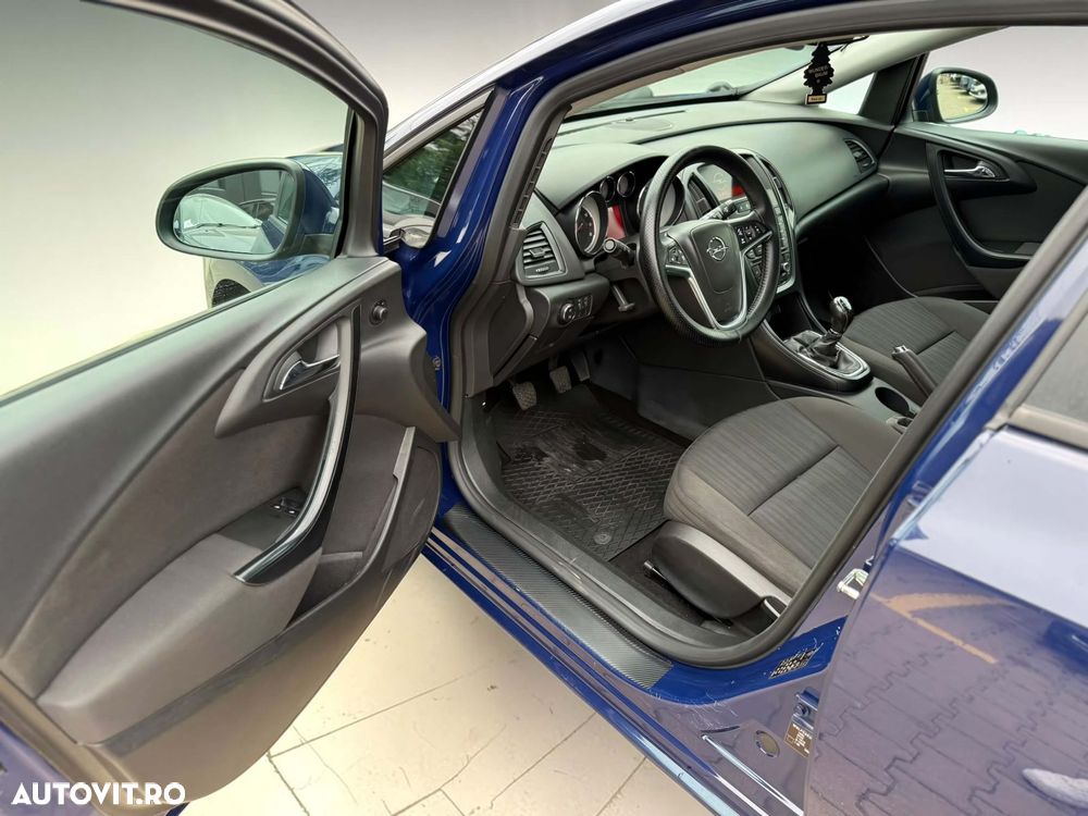 Opel Astra - 8