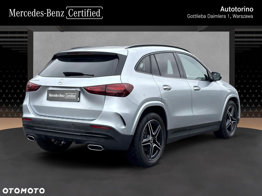 Mercedes-Benz GLA - 6