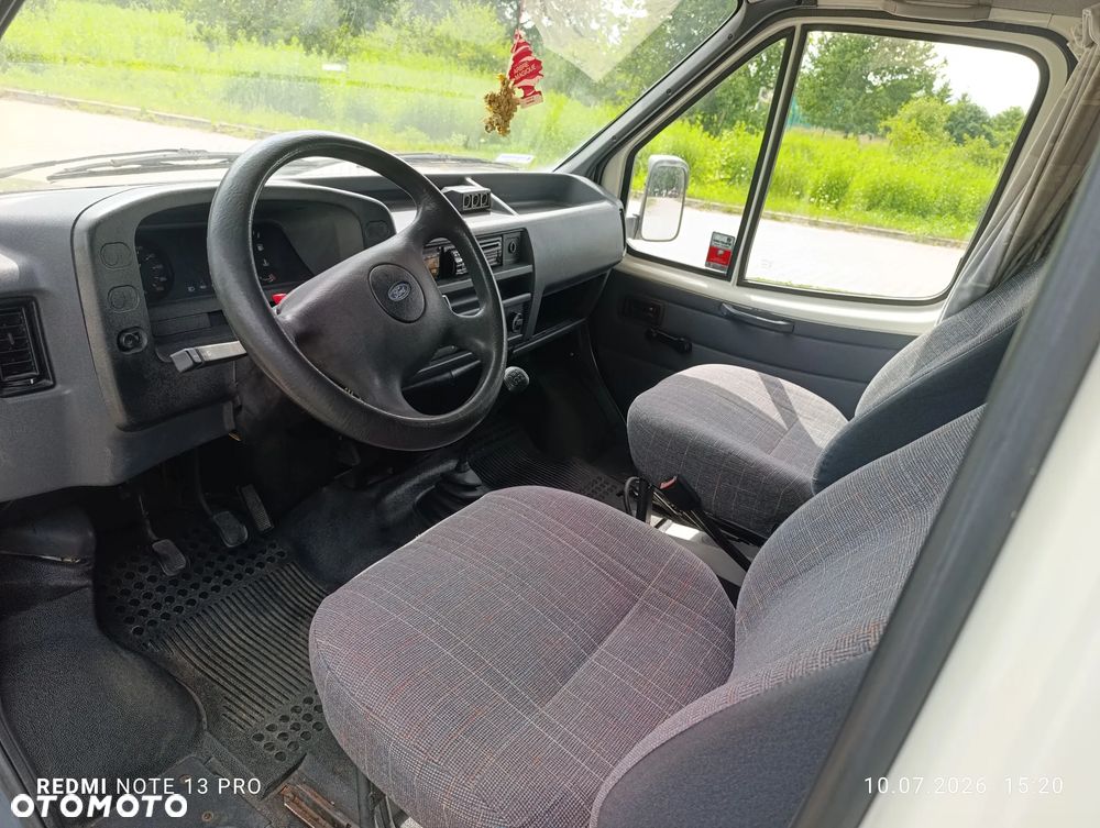 Ford Transit - 31