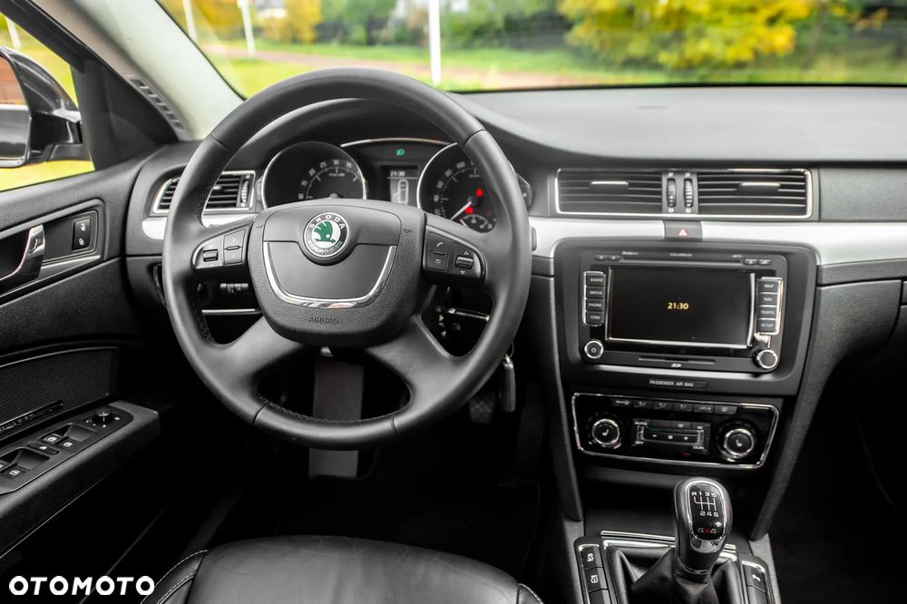 Skoda Superb 2.0 TDI 4x4 L&K - 20