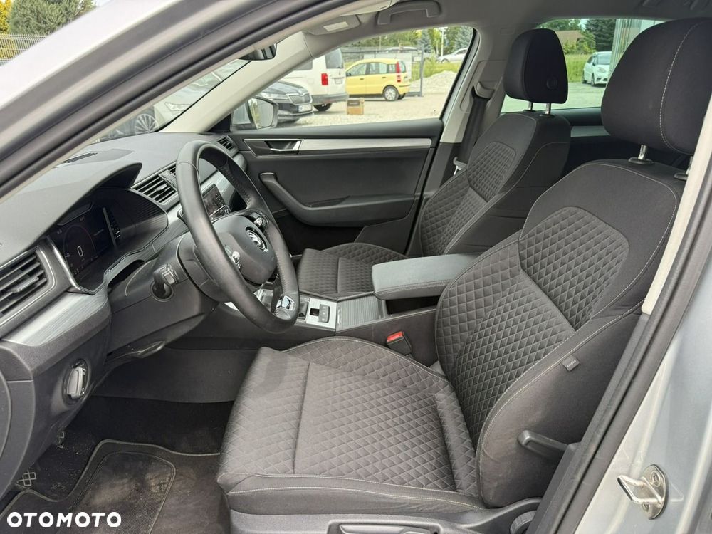 Skoda Superb 2.0 TDI SCR Ambition - 8