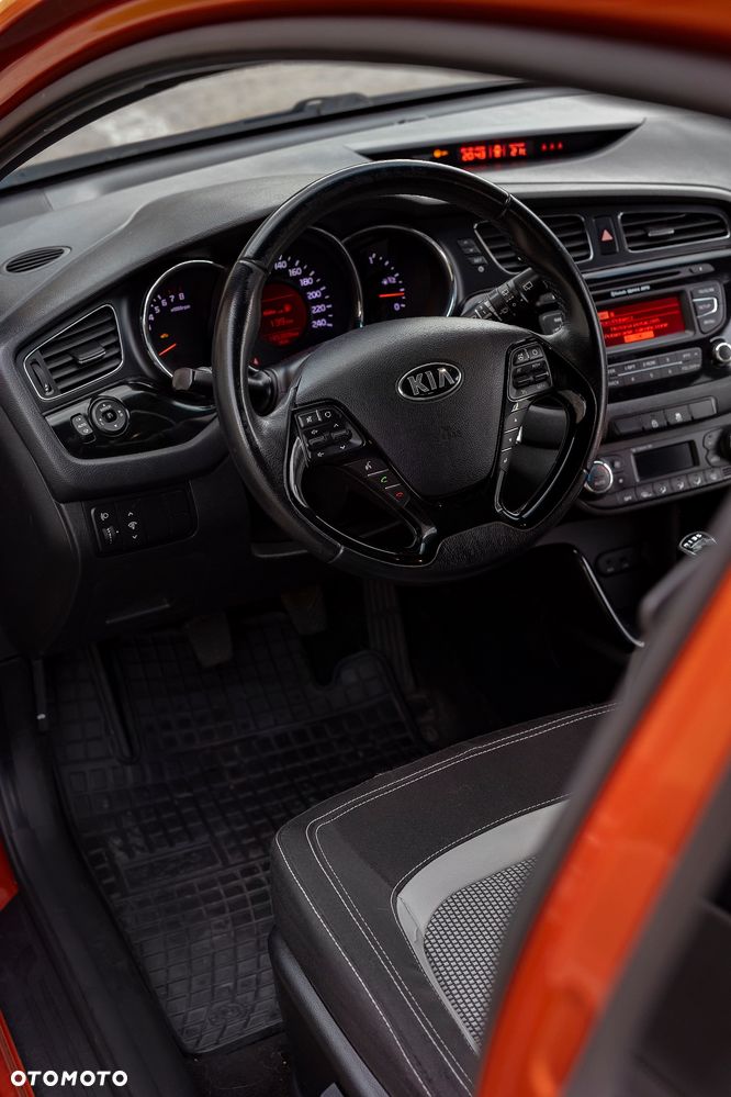 Kia ProCeed 1.6 GDI L - 11