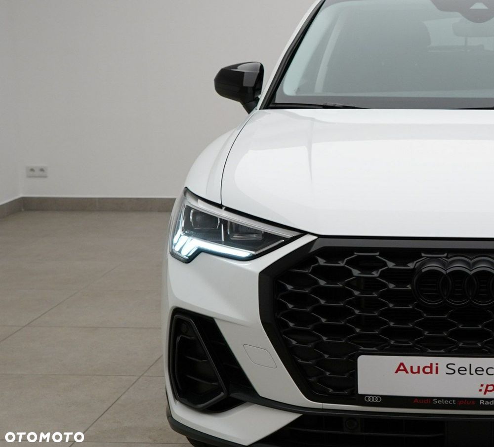 Audi Q3 Sportback - 8