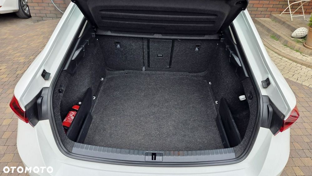 Skoda Octavia 2.0 TDI SCR Ambition DSG - 17