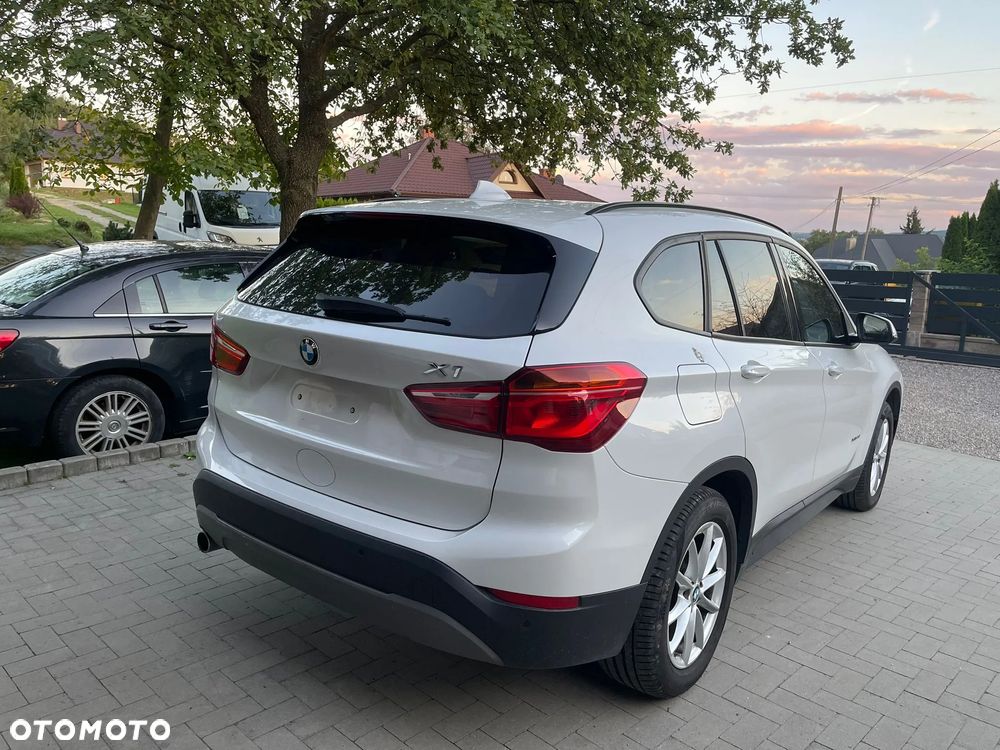 BMW X1 xDrive18d Advantage - 2