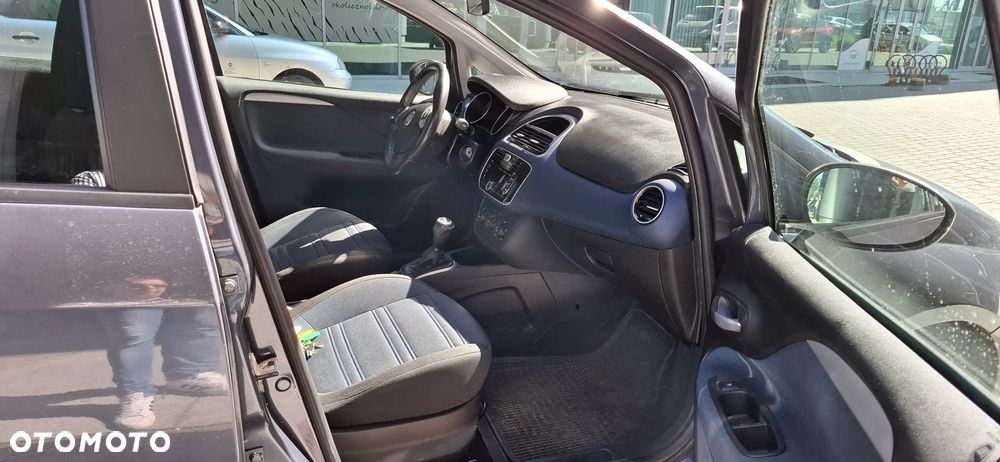 Fiat Punto Evo 1.4 8V Active Dualogic - 8