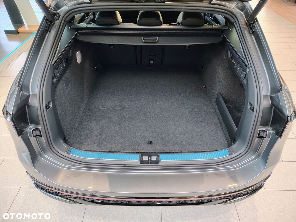 Volkswagen Passat - 12