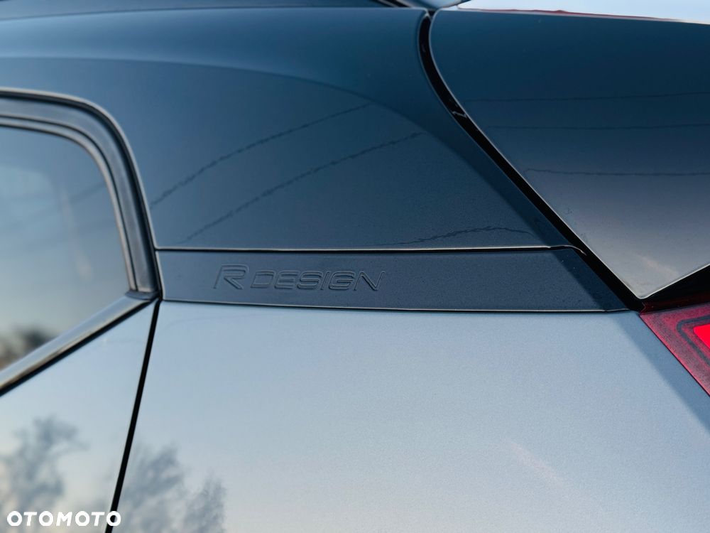 Volvo XC 40 D4 AWD Geartronic R-Design - 5