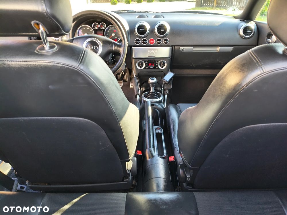 Audi TT Coupé 1.8 T - 12