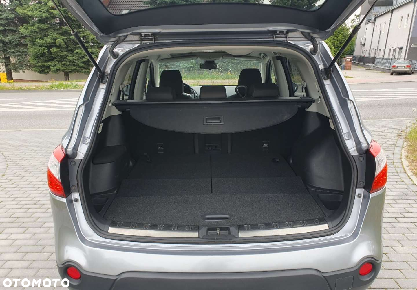 Nissan Qashqai+2 - 24