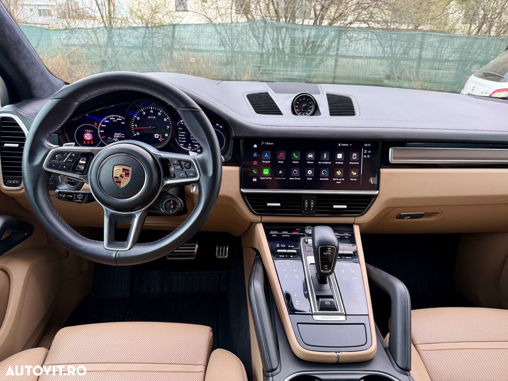 Porsche Cayenne S - 14