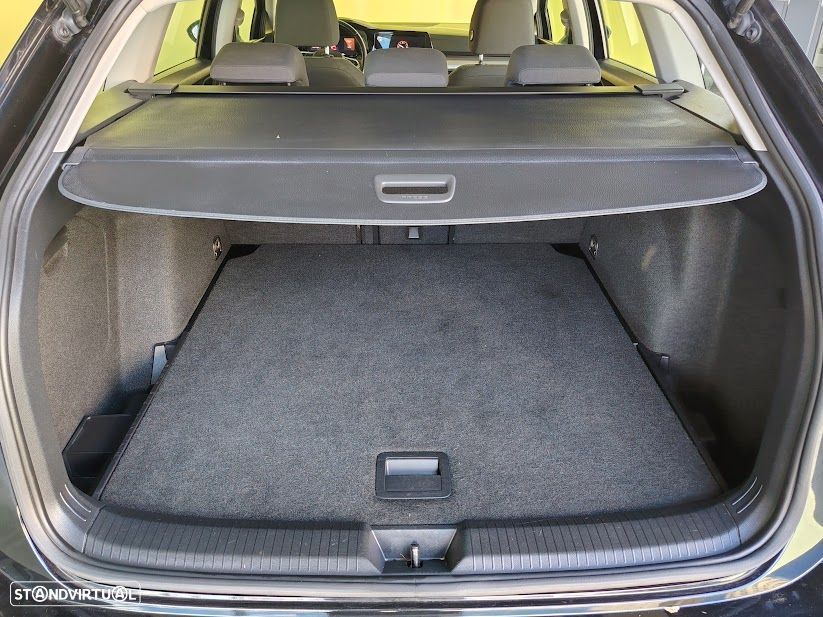 VW Golf Variant - 34