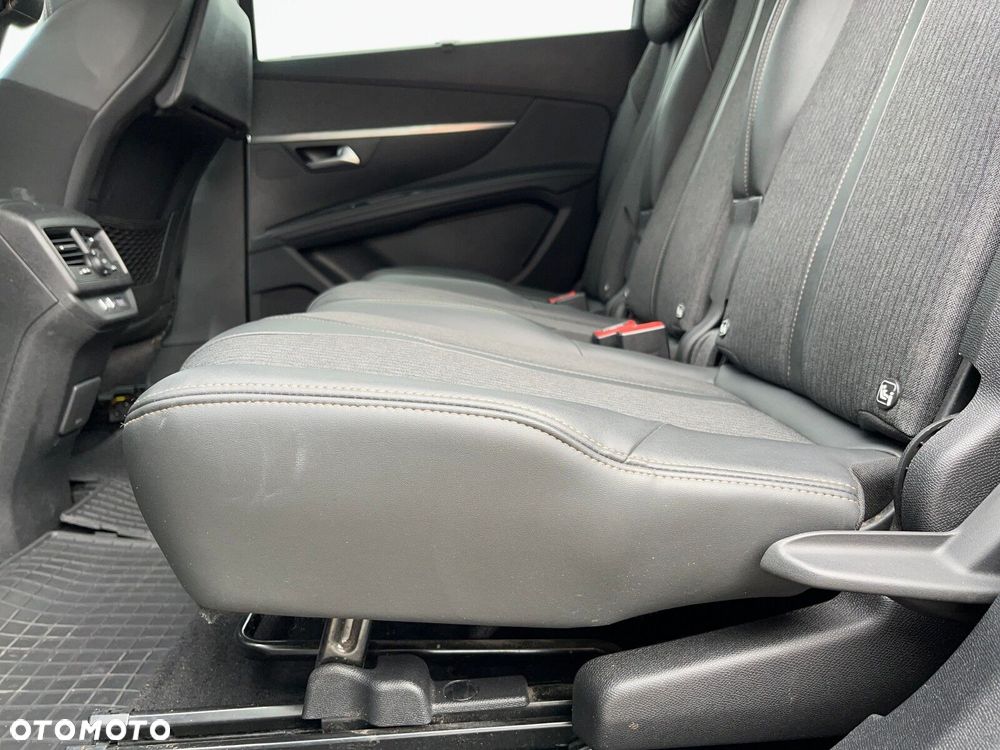 Peugeot 5008 - 14