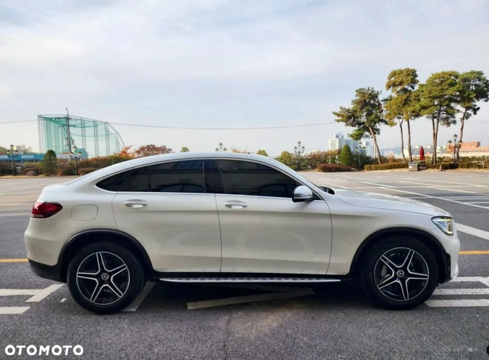 Mercedes-Benz GLC 300 4Matic 9G-TRONIC Exclusive - 7