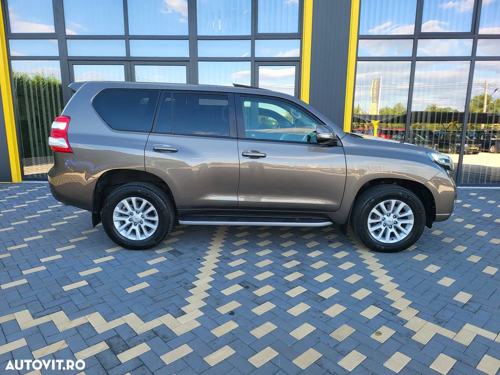 Toyota Land Cruiser 2.8l Turbo D-4D A/T AVS Luxury - 7