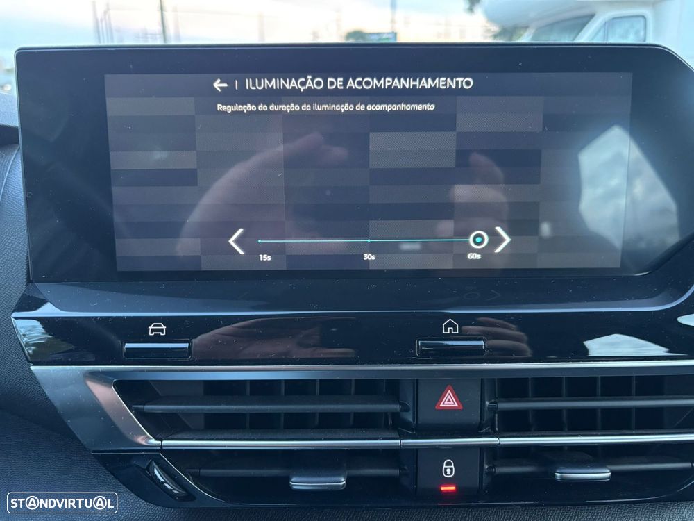 Citroën C4 1.2 PureTech Shine Pack EAT8 - 49