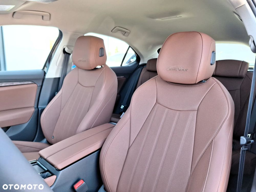 Skoda Superb 2.0 TSI 4x4 L&K DSG - 10