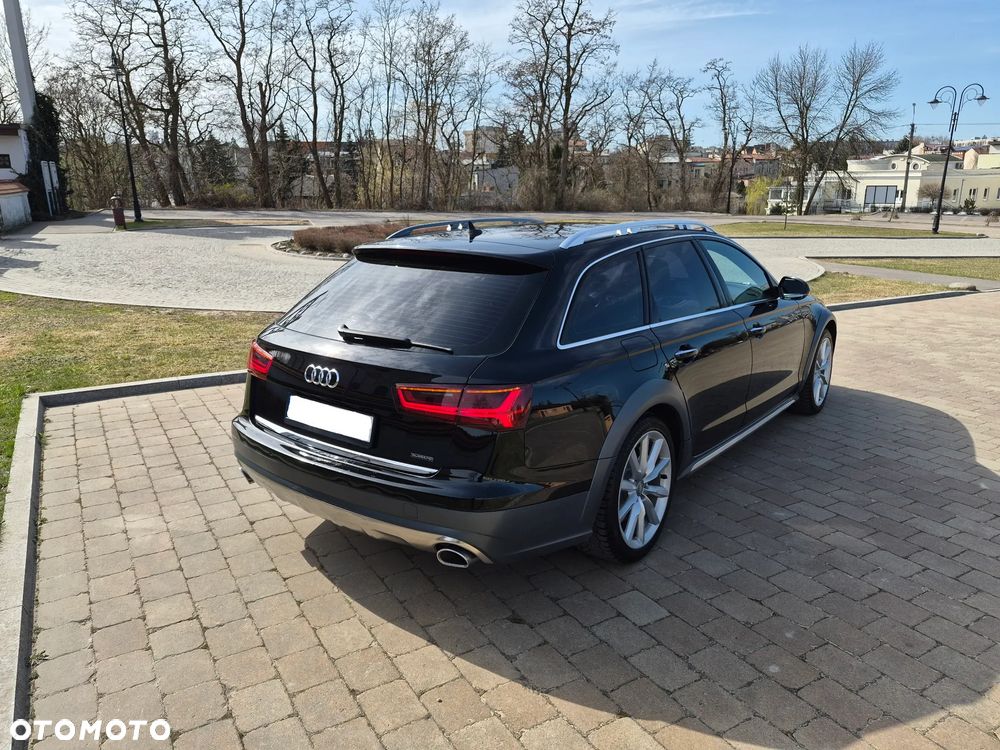 Audi A6 Allroad - 12
