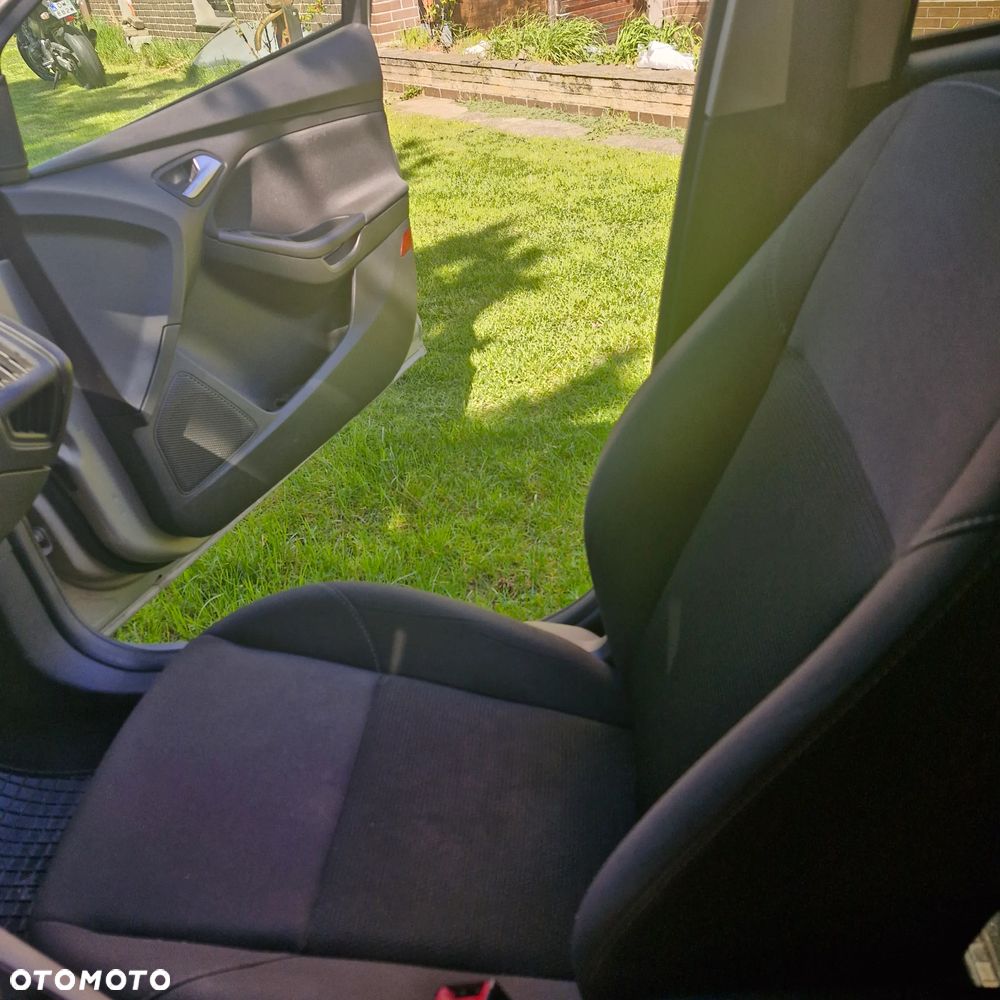 Ford Focus 1.5 TDCi Black Edition - 11