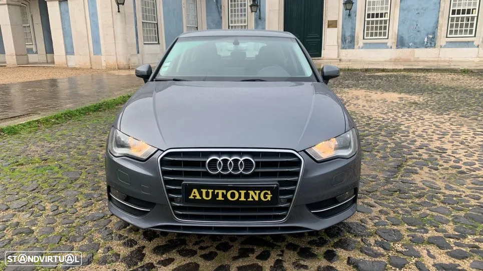 Audi A3 Sportback 1.6 TDI Attraction Ultra - 3