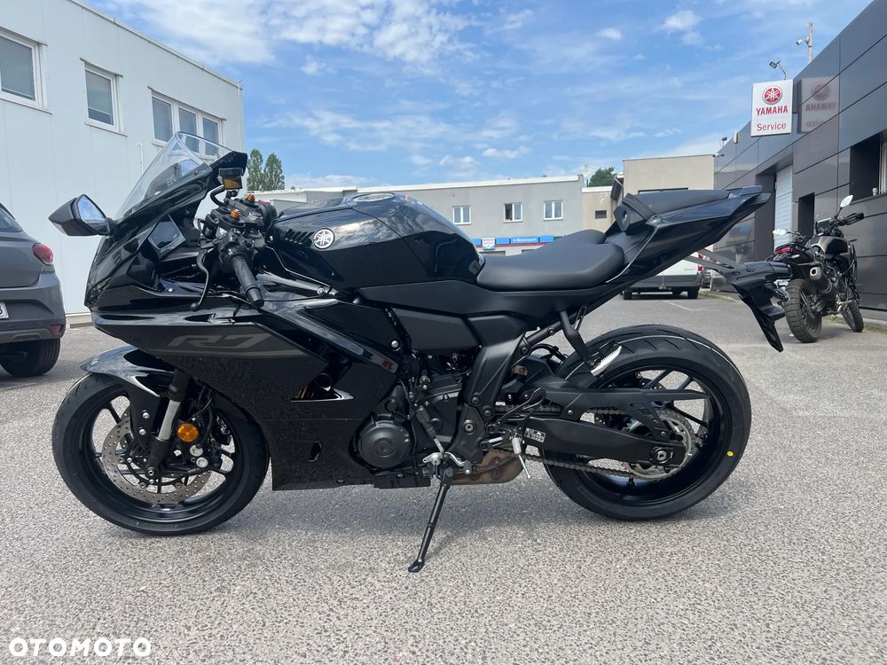 Yamaha R7 - 13