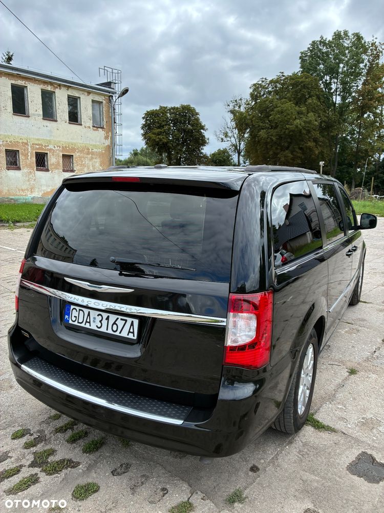 Chrysler Town & Country 3.6 Touring - 14