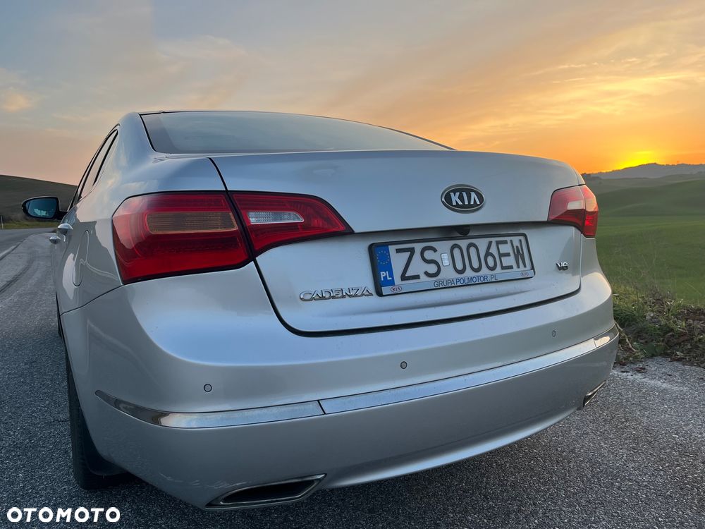 Kia Cadenza - 17