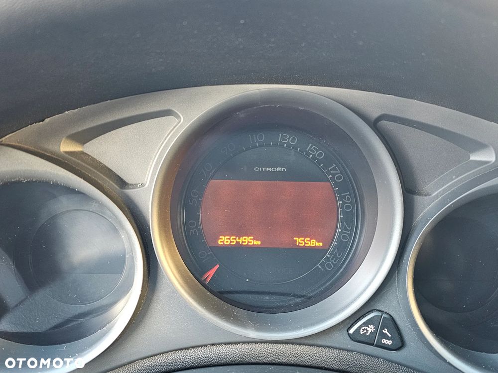 Citroën C4 1.6 HDi Seduction - 9
