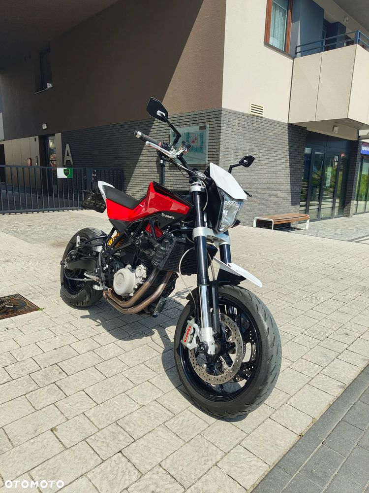 Husqvarna Nuda 900R - 1