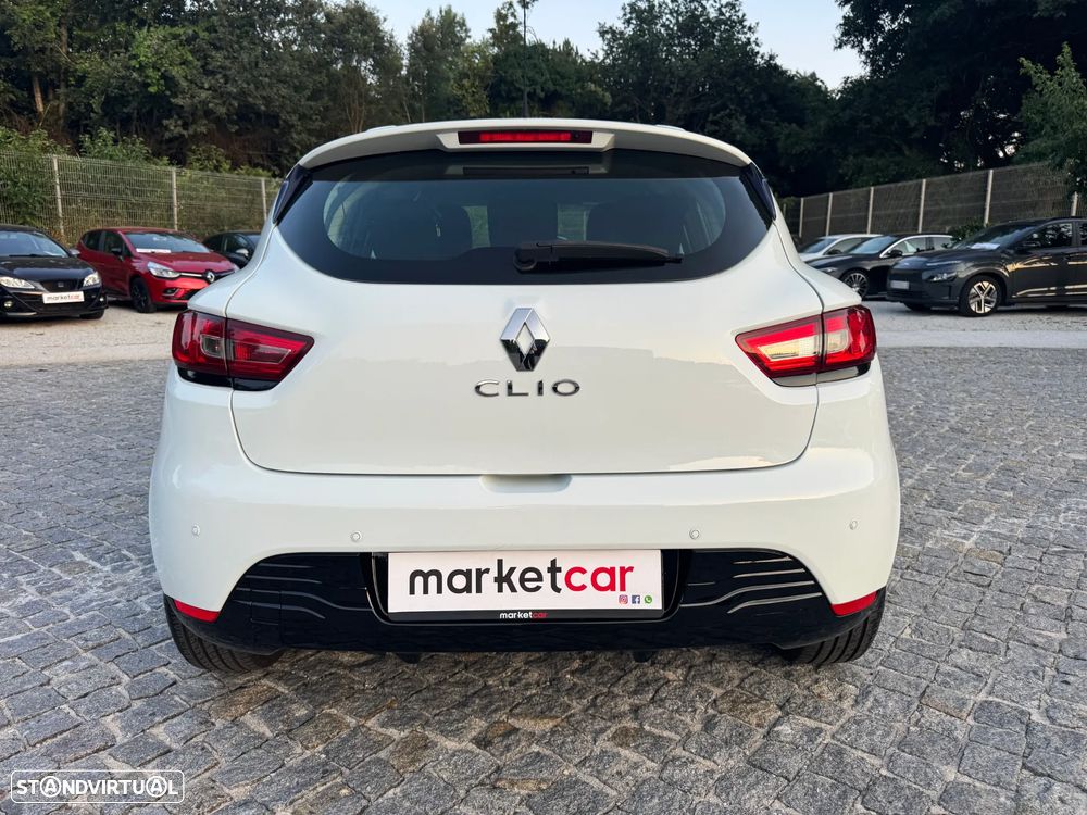 Renault Clio 1.5 dCi Confort - 11